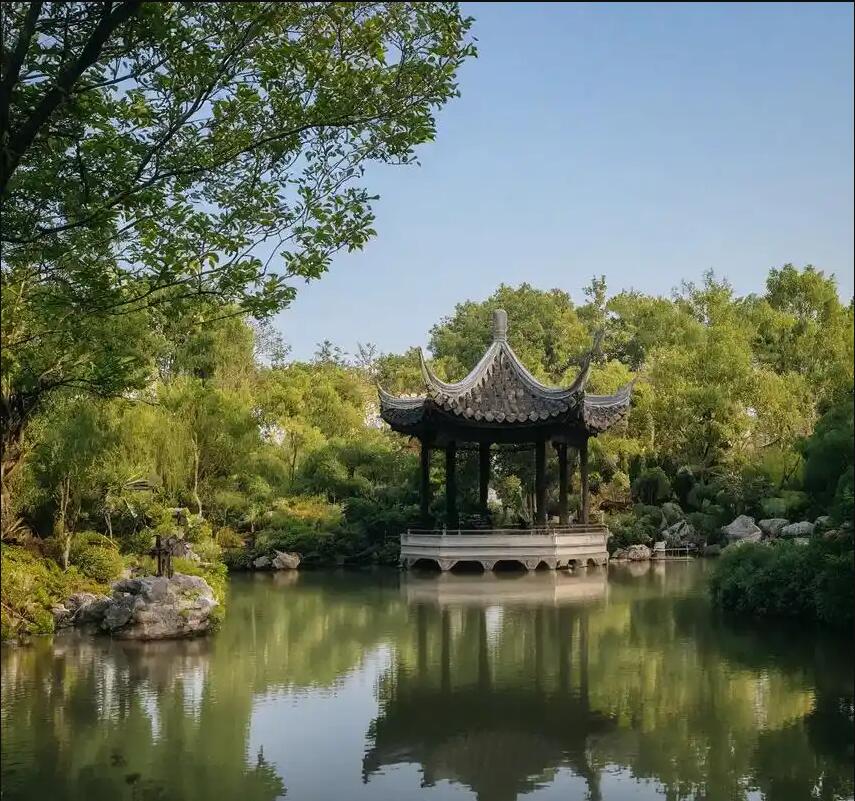 绥芬河冰彤餐饮有限公司